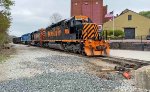 WE 7005 shoves the empties into Rock Cut Siding.